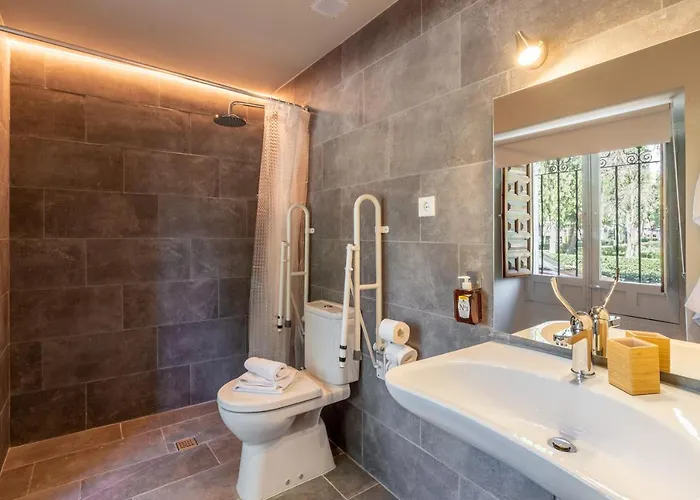 Πανσιόν Double In Toledorooms Vistapark 3*